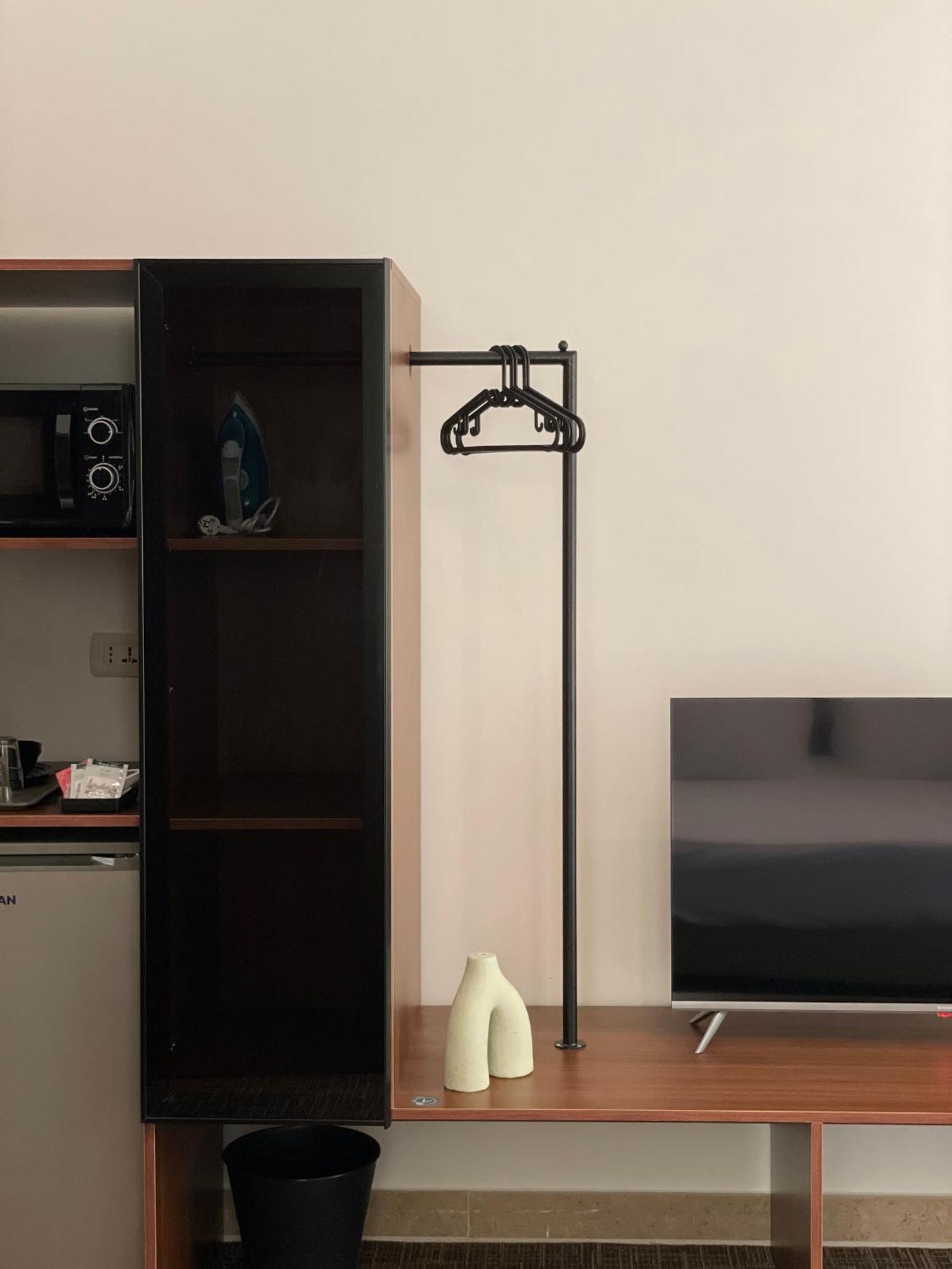 Livingville The Two-Fifty Cairo Exterior foto